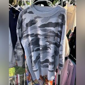 Aerie oversized crew neck, Women’s large